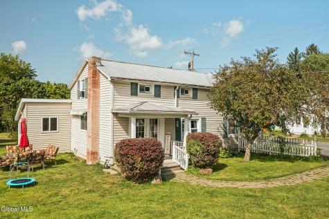 122 School Street Schoharie NY 12157