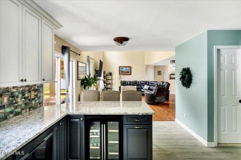 3 Carpenter Way Clifton Park NY 12065