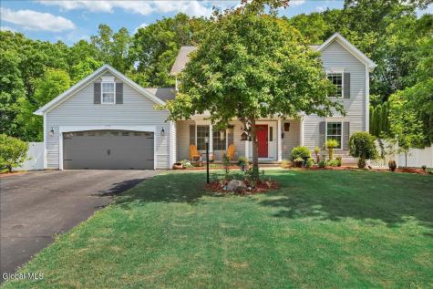 3 Carpenter Way Clifton Park NY 12065