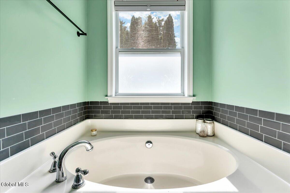 3 Carpenter Way Clifton Park NY 12065