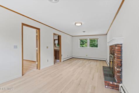 26 Appletree Lane Clifton Park NY 12065