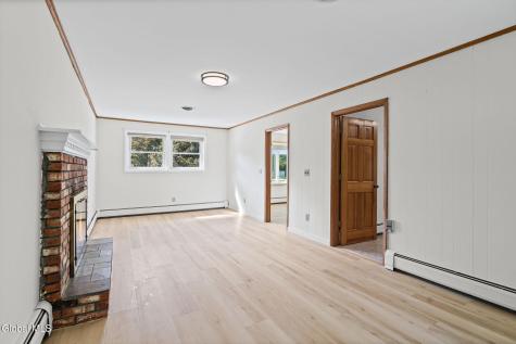 26 Appletree Lane Clifton Park NY 12065