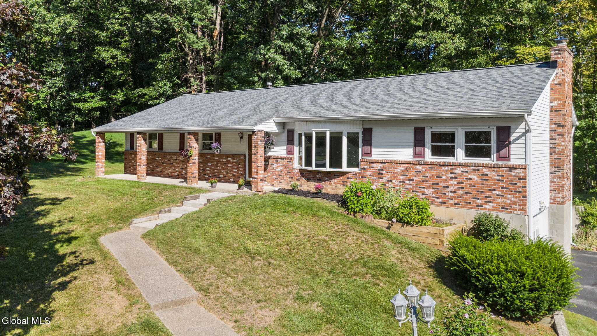 26 Appletree Lane Clifton Park NY 12065