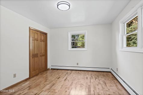 26 Appletree Lane Clifton Park NY 12065