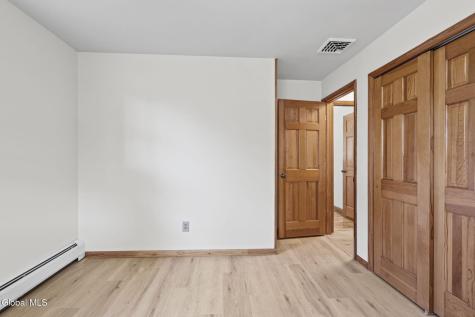 26 Appletree Lane Clifton Park NY 12065