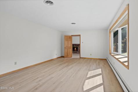 26 Appletree Lane Clifton Park NY 12065