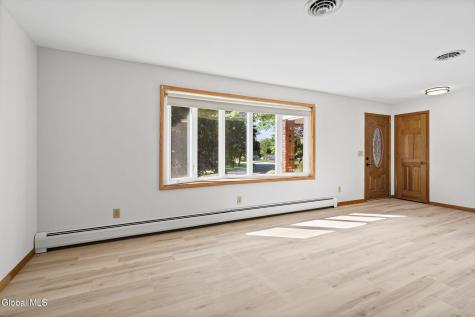 26 Appletree Lane Clifton Park NY 12065