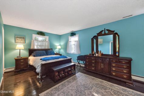 312 Ridgewood Circle Albany NY 12203