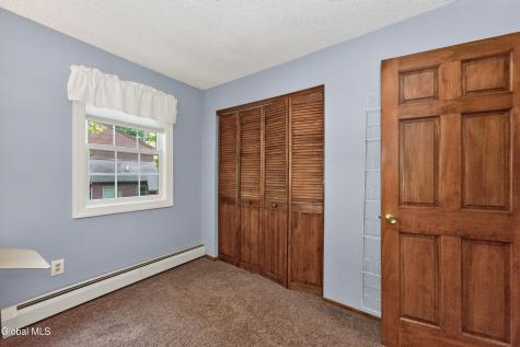 312 Ridgewood Circle Albany NY 12203