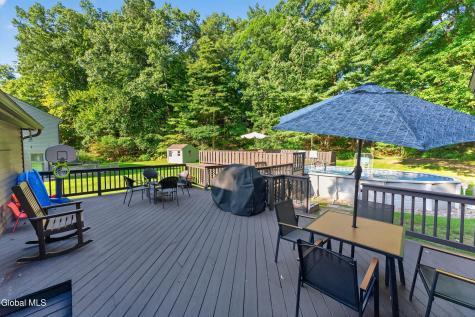 312 Ridgewood Circle Albany NY 12203