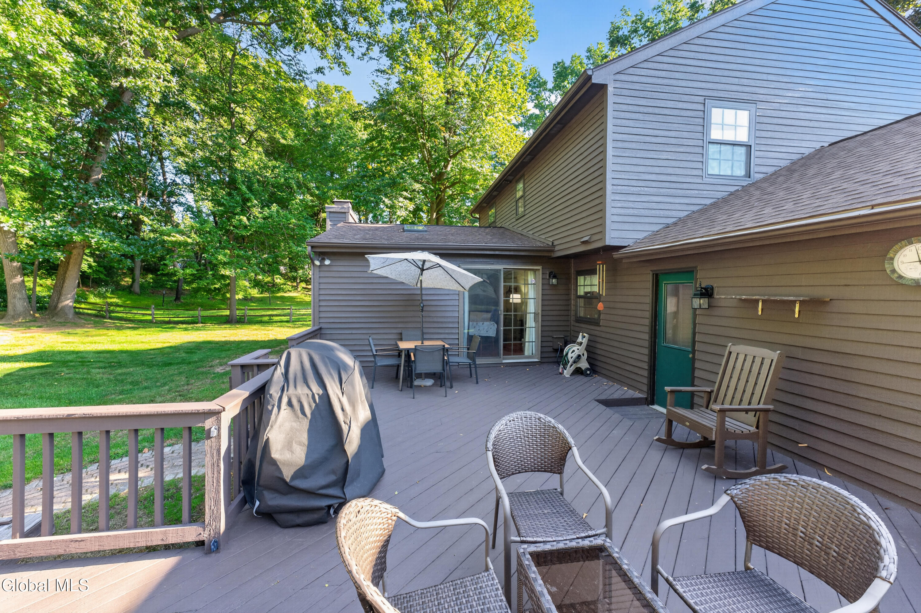 312 Ridgewood Circle Albany NY 12203