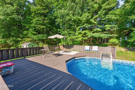 312 Ridgewood Circle Albany NY 12203