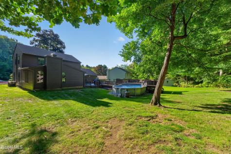 312 Ridgewood Circle Albany NY 12203