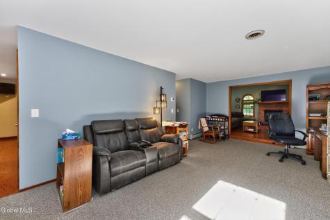 312 Ridgewood Circle Albany NY 12203