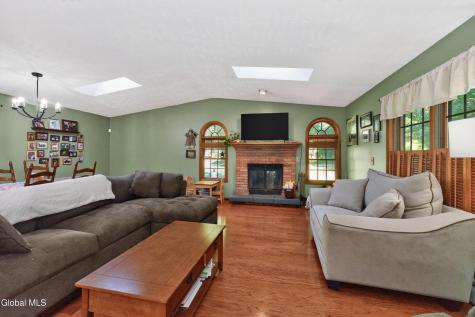 312 Ridgewood Circle Albany NY 12203