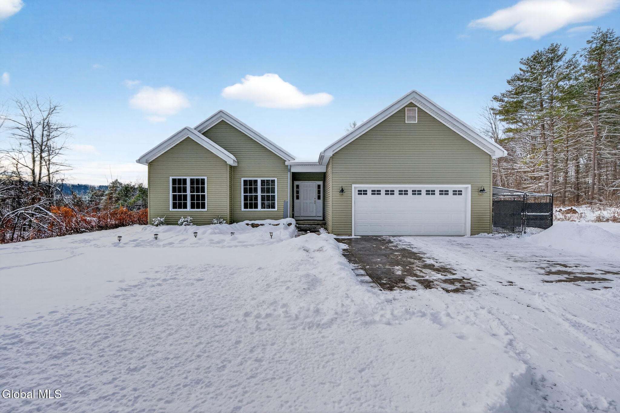 295 Woodstone Circle Duanesburg NY 12056