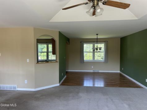 3909 Albany Street Schenectady NY 12304