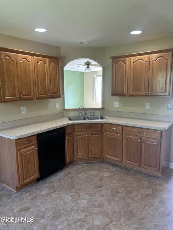 3909 Albany Street Schenectady NY 12304