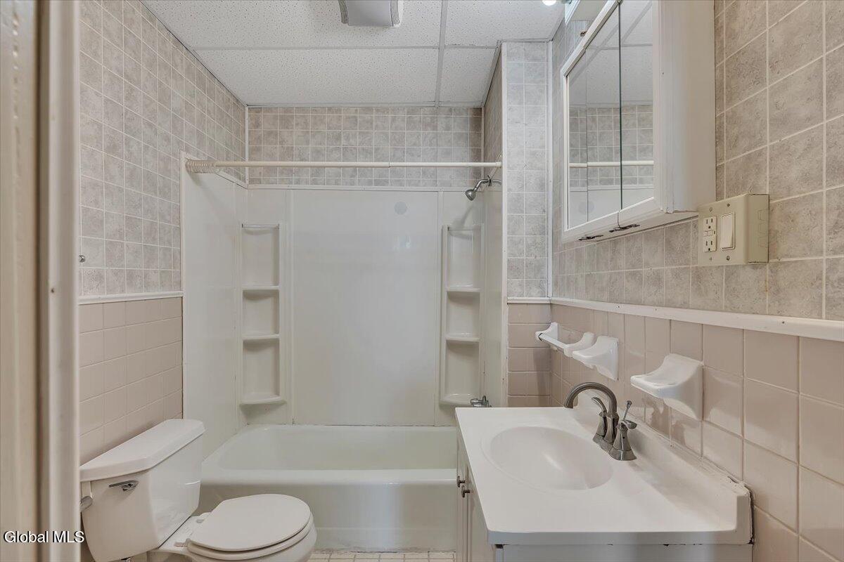 1636 9th Avenue Watervliet NY 12189