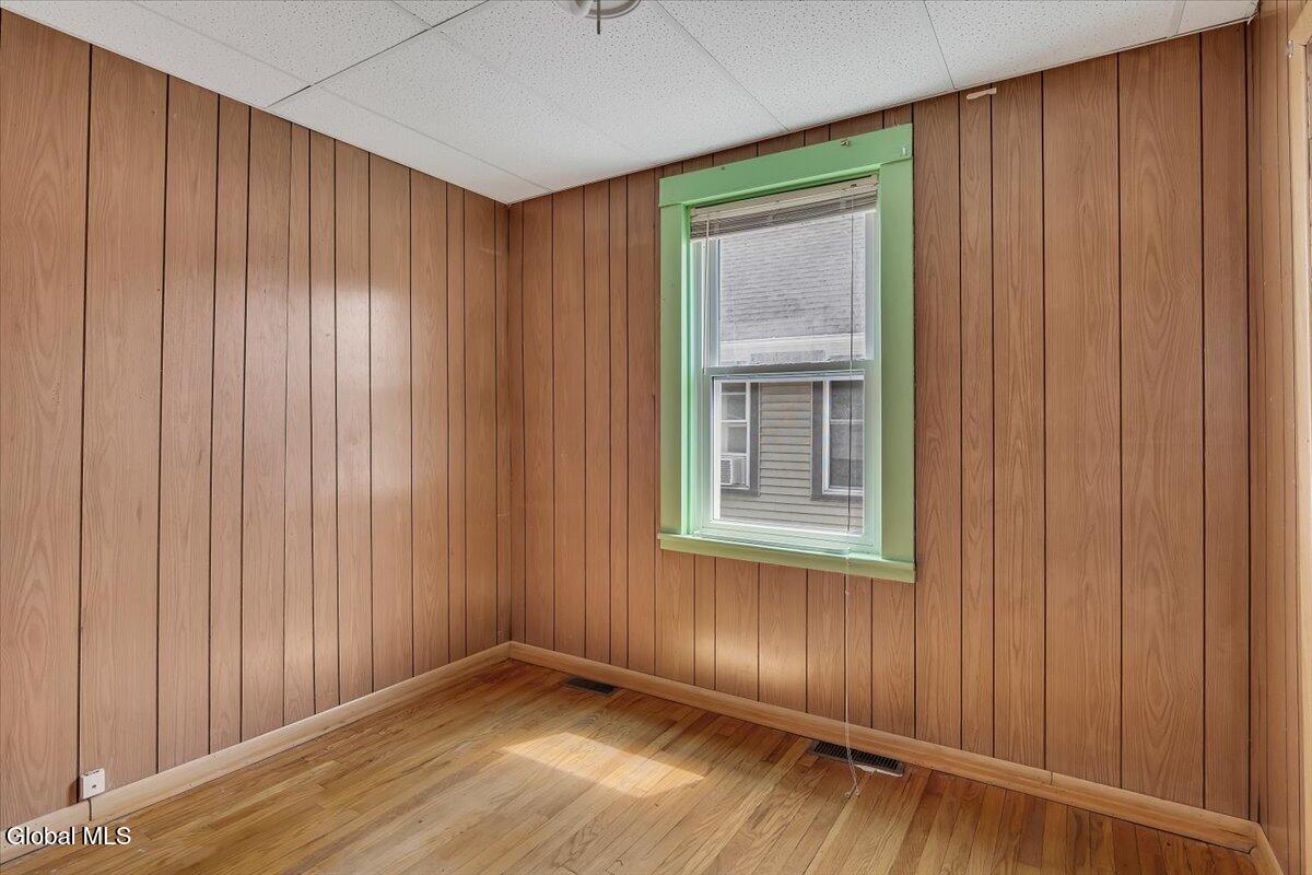 1636 9th Avenue Watervliet NY 12189