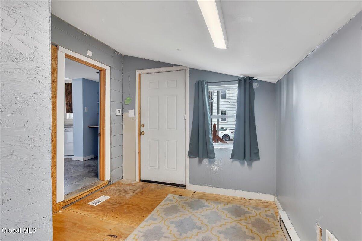 1636 9th Avenue Watervliet NY 12189