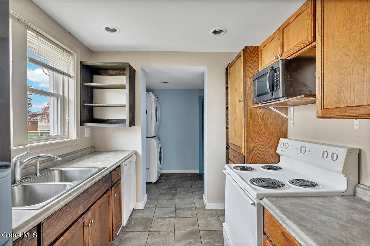 1636 9th Avenue Watervliet NY 12189