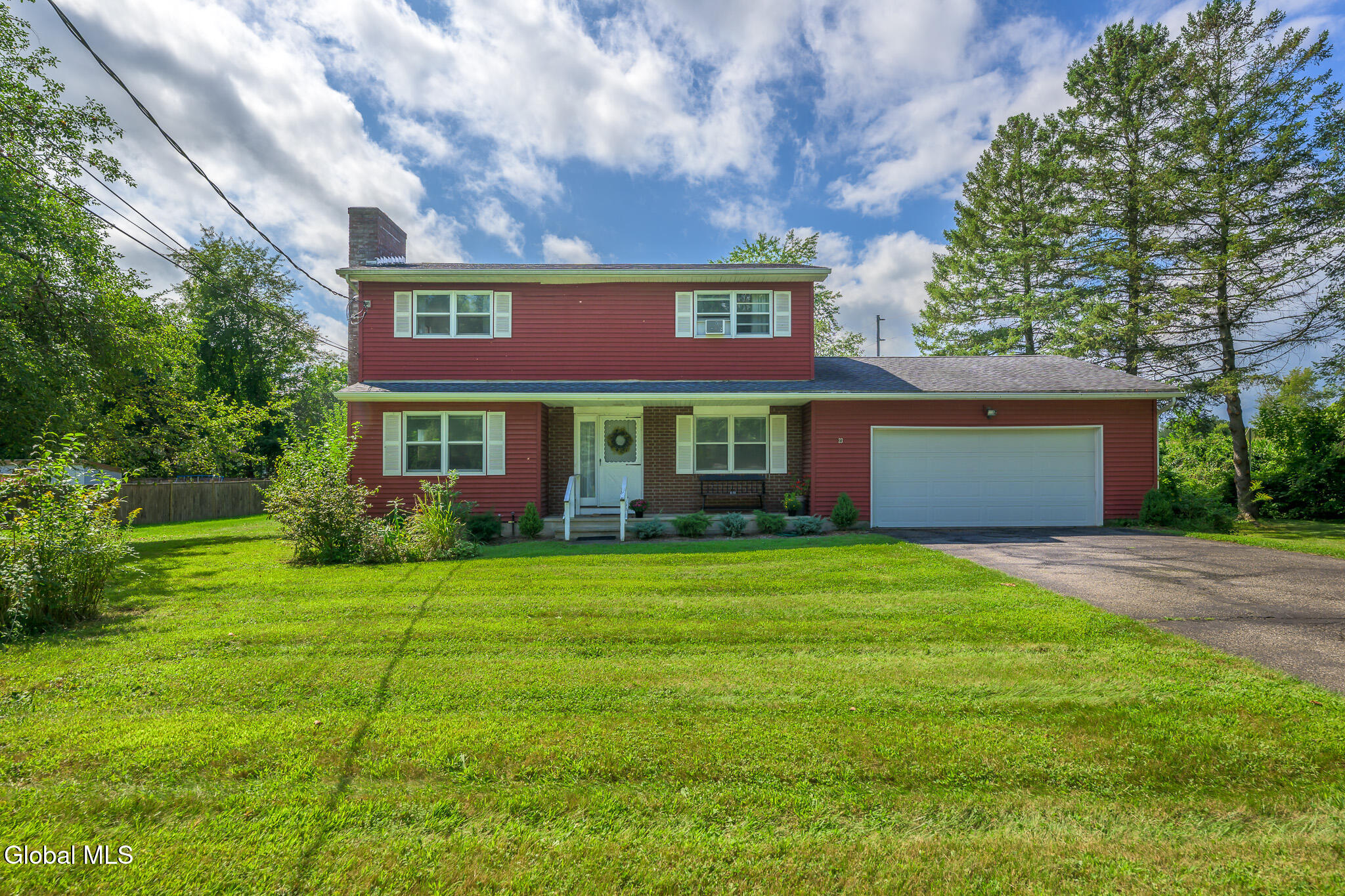 23 Gaffney Lane Kinderhook NY 12106
