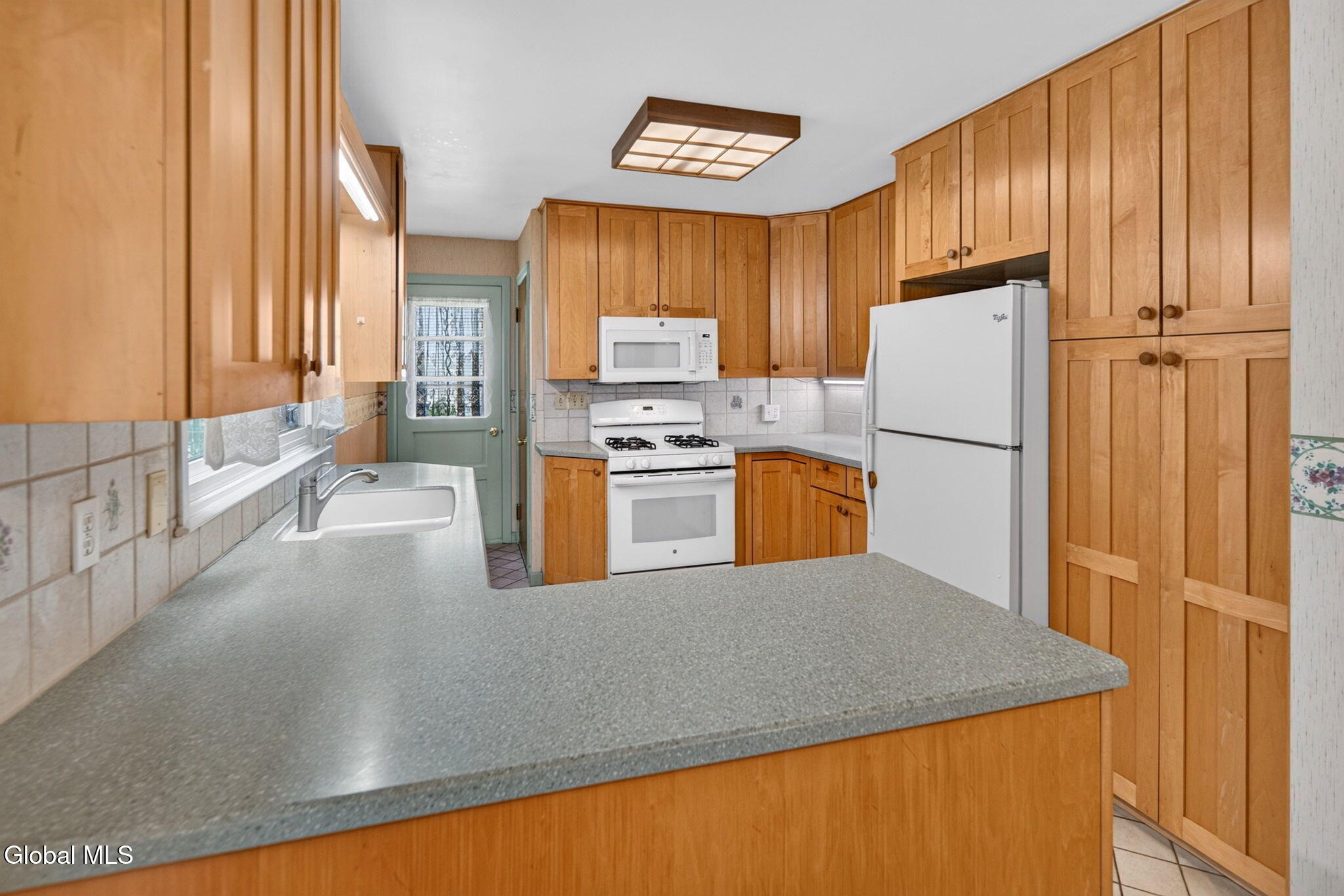 843 Warner Road Niskayuna NY 12309