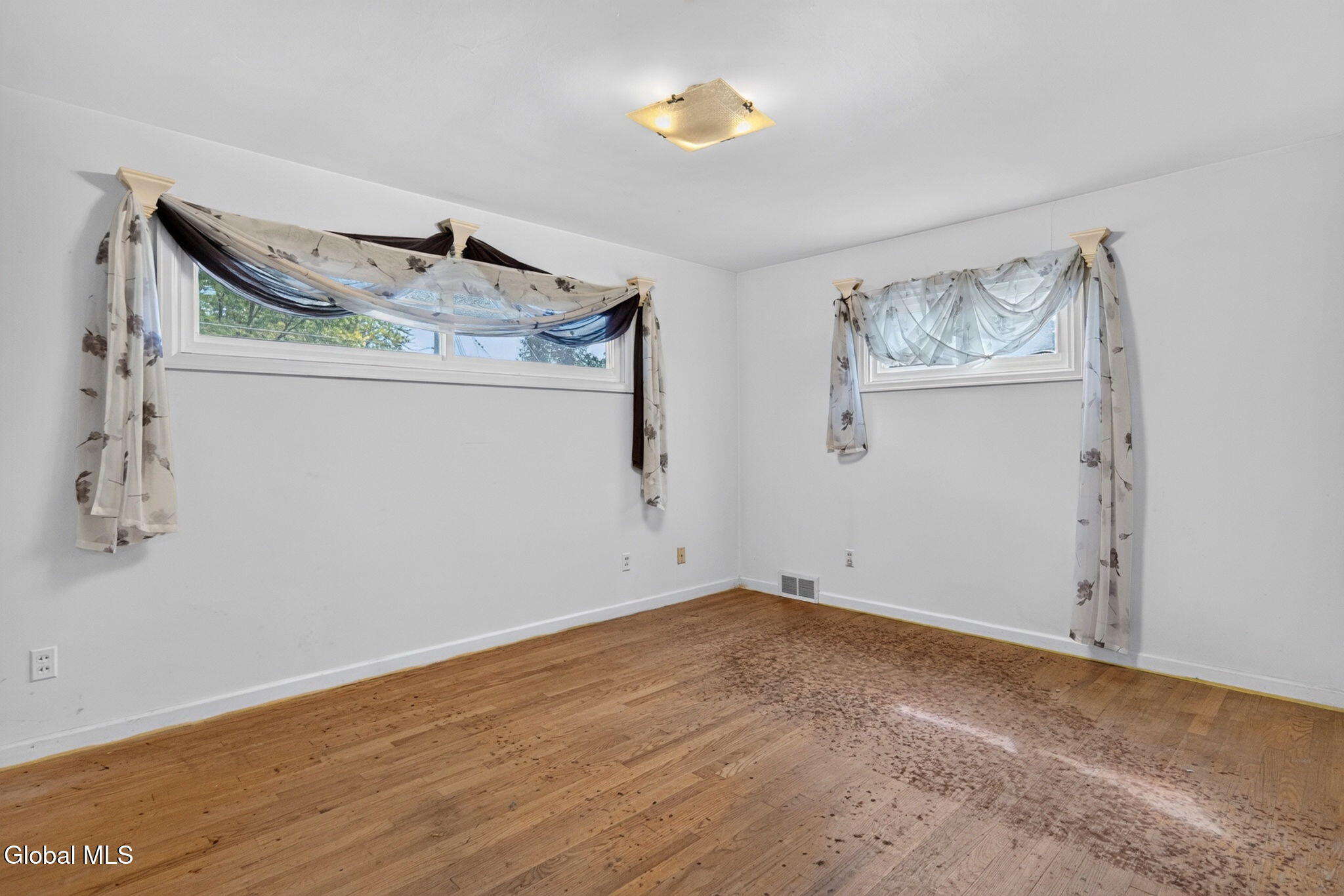 843 Warner Road Niskayuna NY 12309
