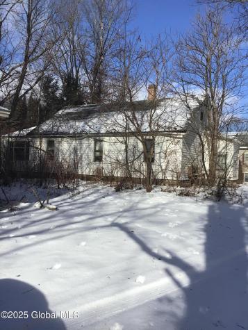 546-548 Maple Avenue Saratoga NY 12866