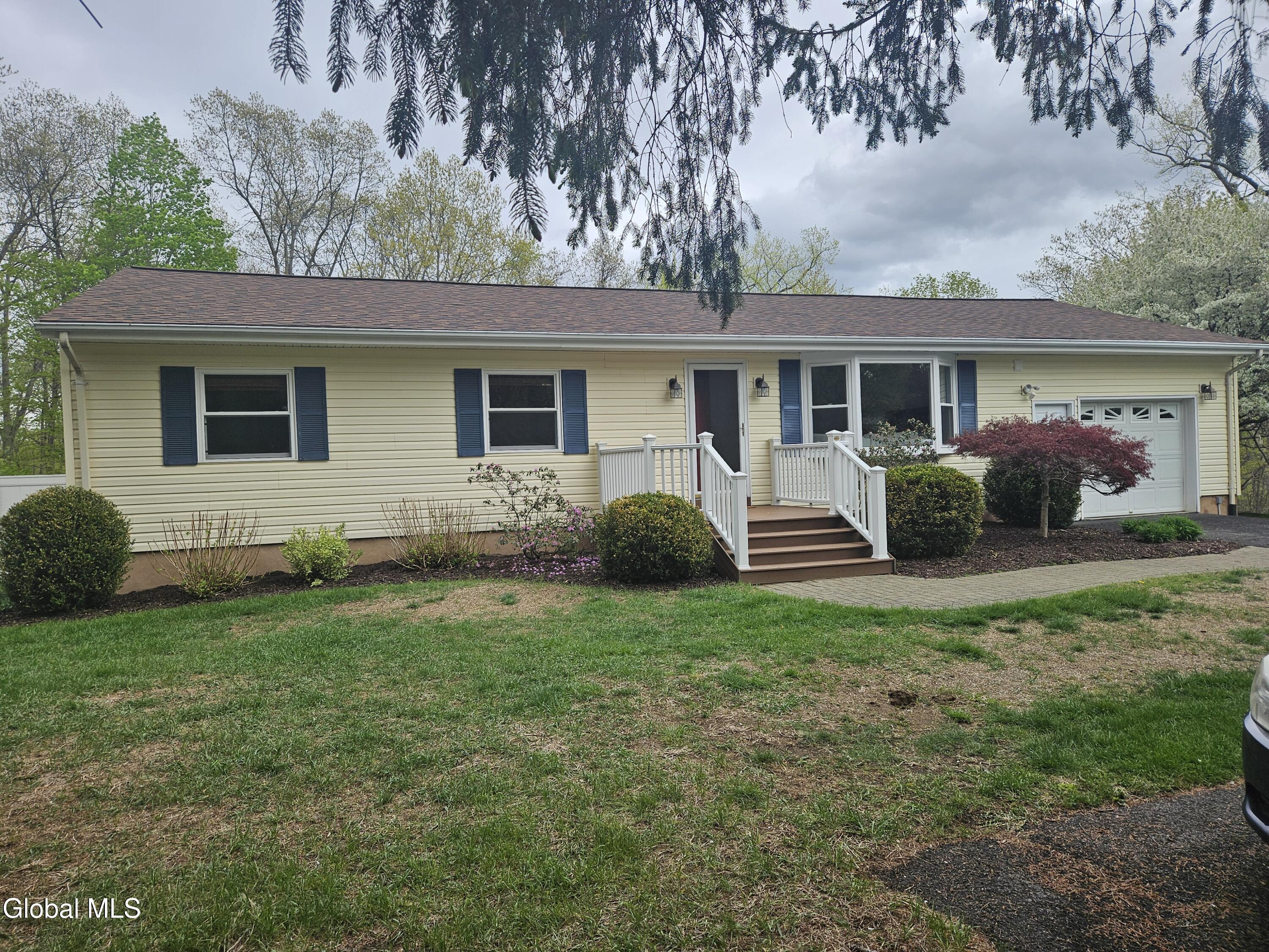66 Beach Road Clifton Park NY 12065
