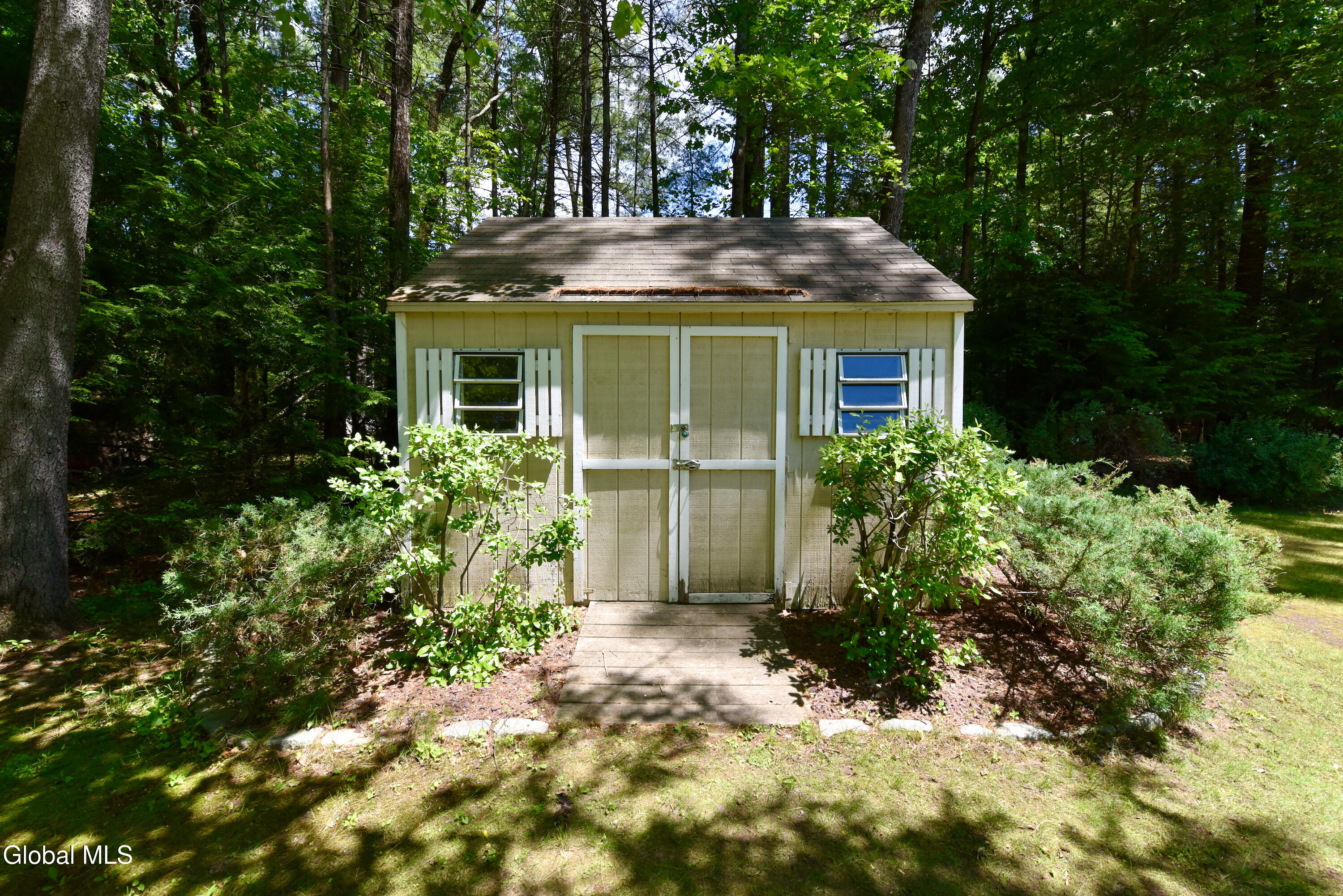 662 Stark Terrace Ballston Spa NY 12020