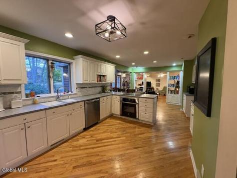 22 Thoroughbred Way Clifton Park NY 12065