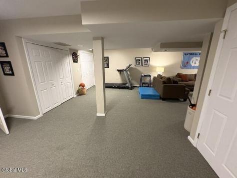 22 Thoroughbred Way Clifton Park NY 12065
