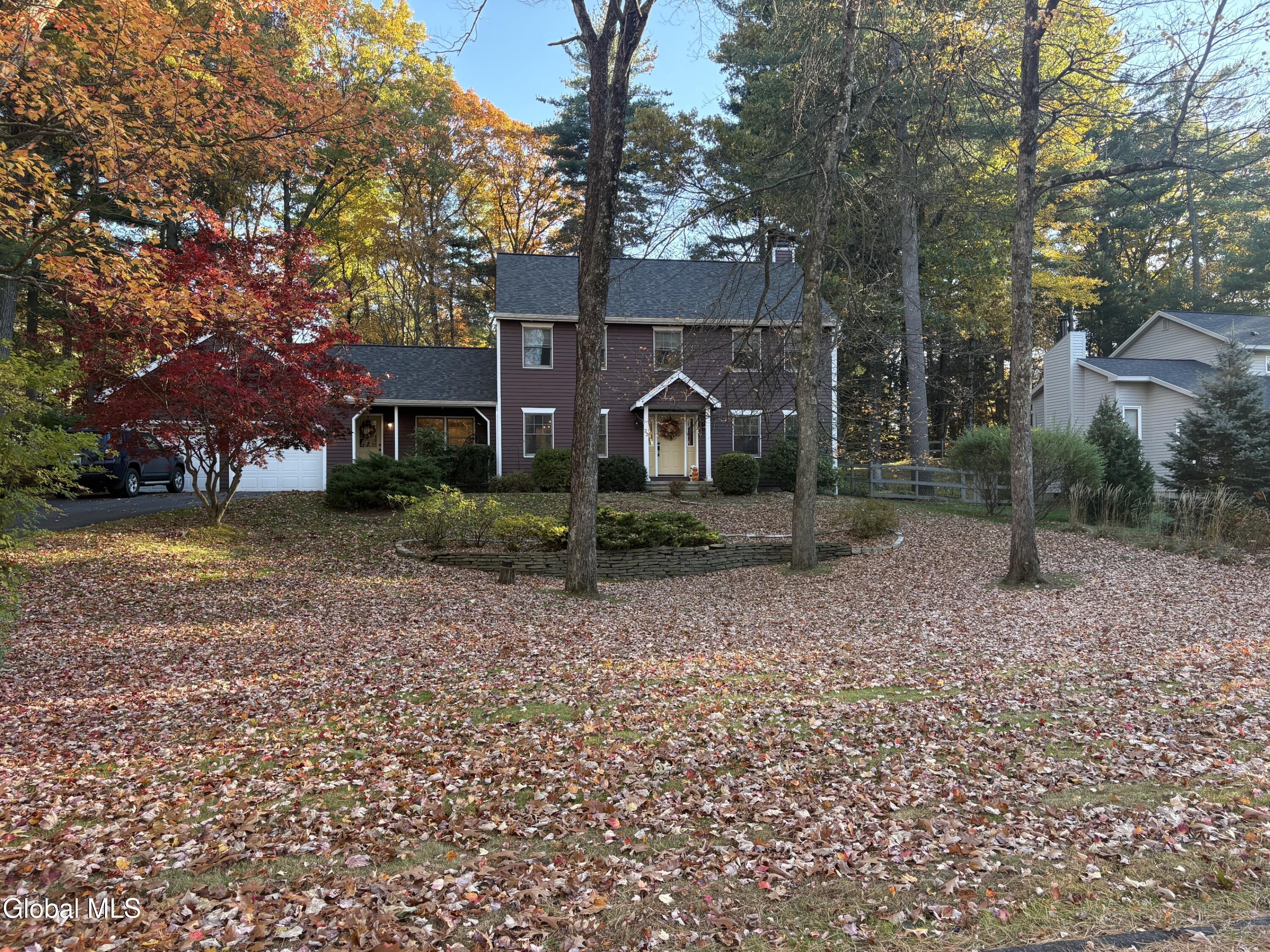 22 Thoroughbred Way Clifton Park NY 12065