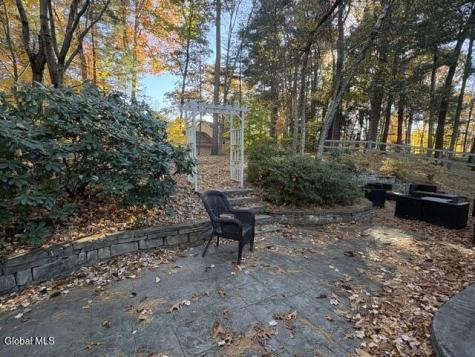 22 Thoroughbred Way Clifton Park NY 12065