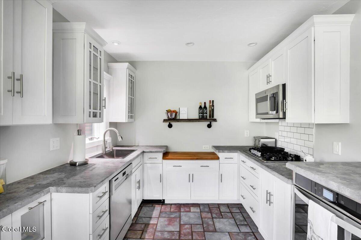 52 Ruggles Road Saratoga Springs NY 12866