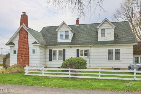 9 6th Street Waterford NY 12188