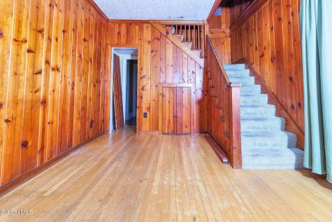 9 6th Street Waterford NY 12188