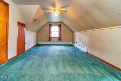 9 6th Street Waterford NY 12188
