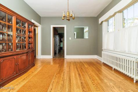 9 6th Street Waterford NY 12188