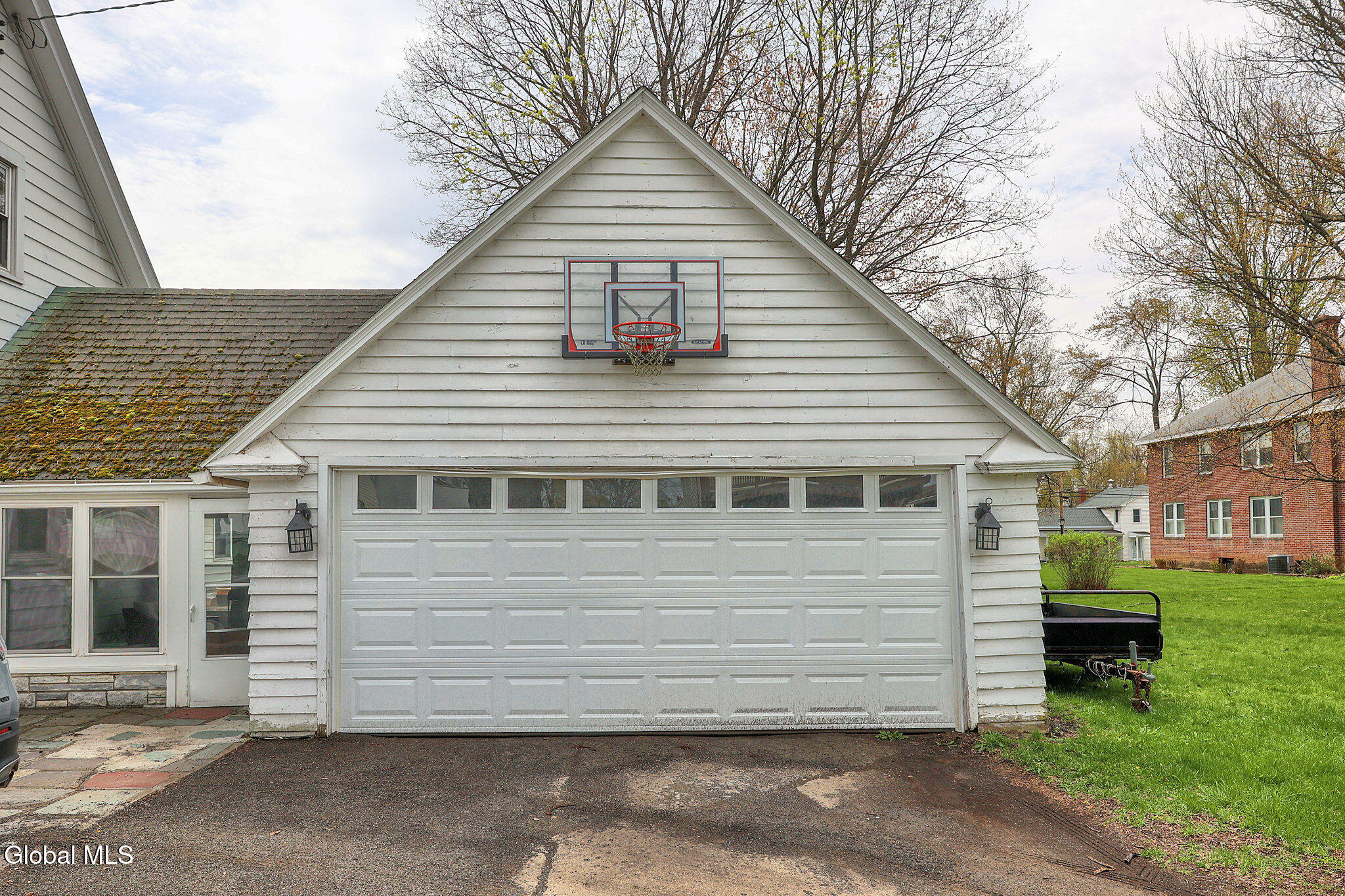 9 6th Street Waterford NY 12188