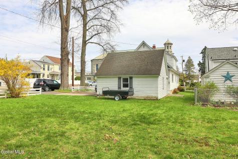 9 6th Street Waterford NY 12188