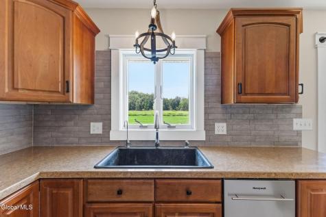 106 Fitzpatrick Drive Fort Edward NY 12828