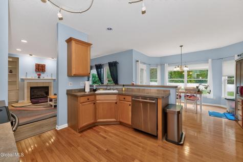 42 Heather Drive Clifton Park NY 12065