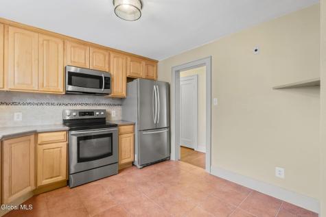 28 Center View Drive Troy NY 12180
