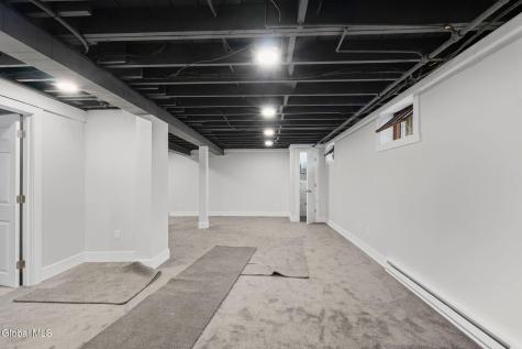 28 Center View Drive Troy NY 12180