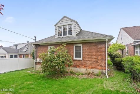 28 Center View Drive Troy NY 12180