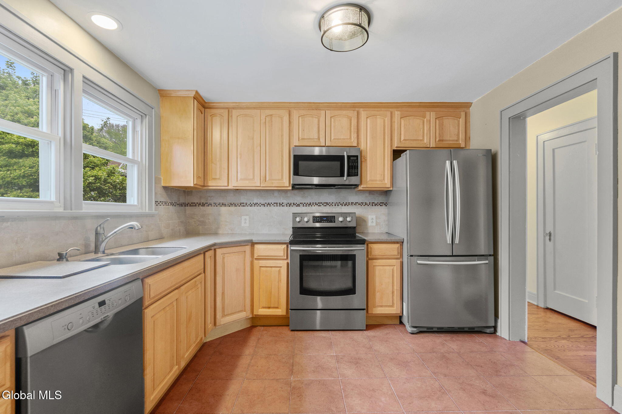 28 Center View Drive Troy NY 12180