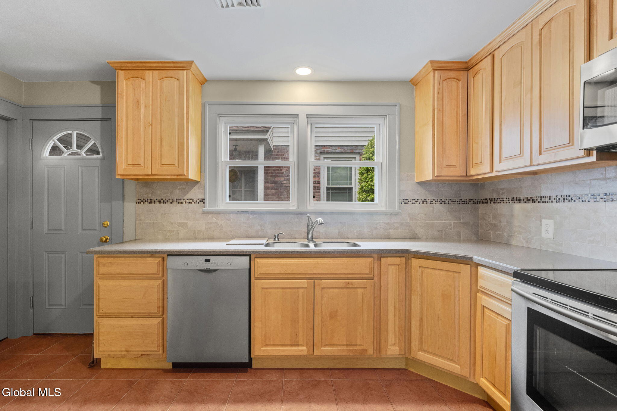 28 Center View Drive Troy NY 12180